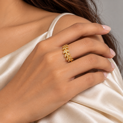 Aria Laurel Sparkle Ring — model front view
