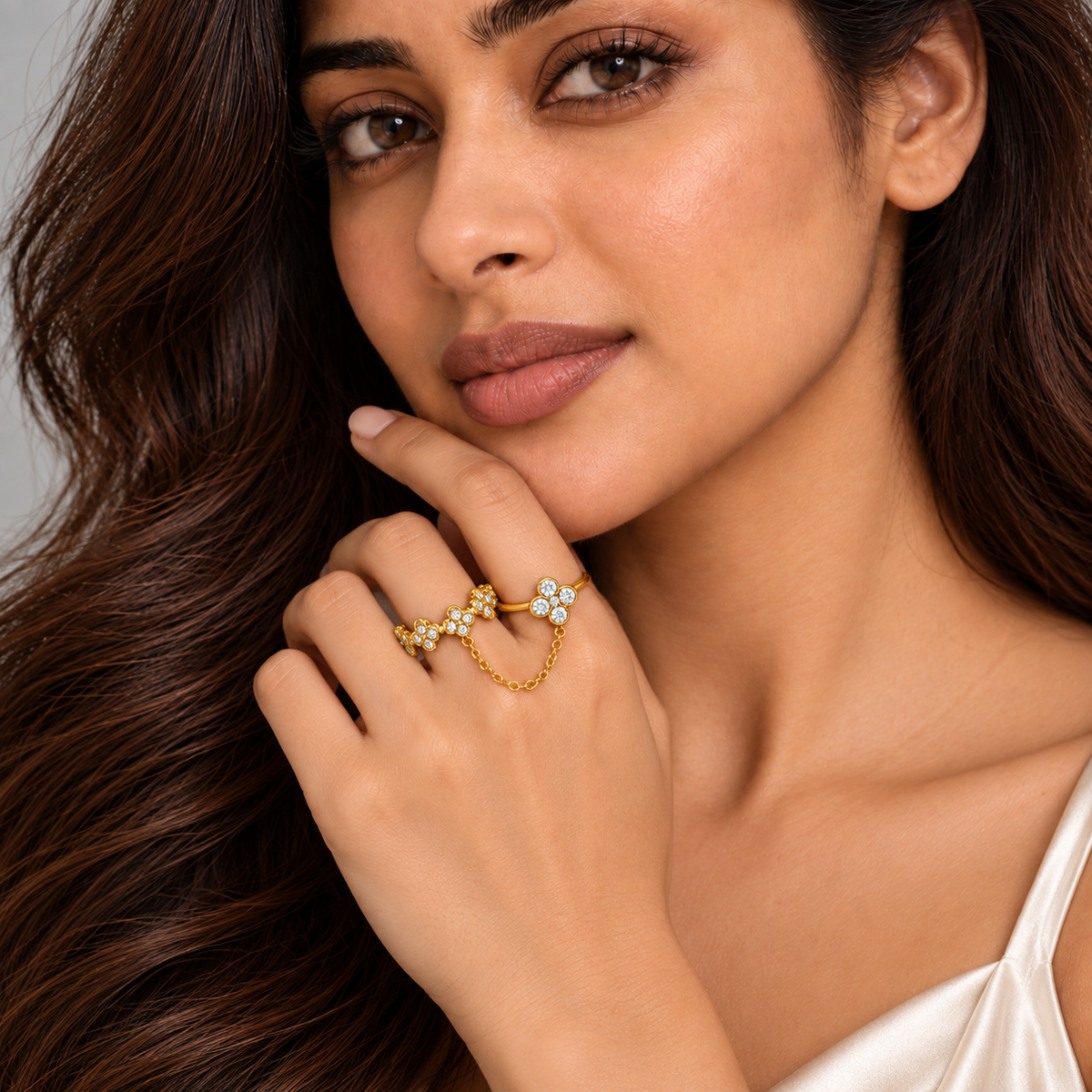Esha Linked Clover Double Ring